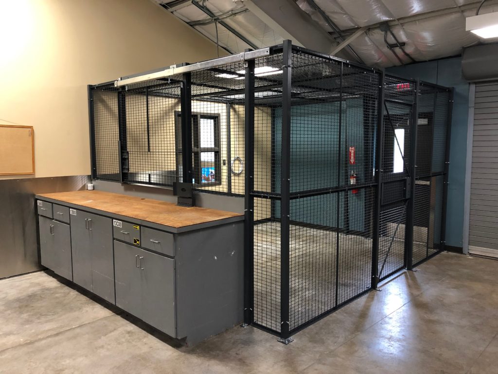 Cage-on-Counter
