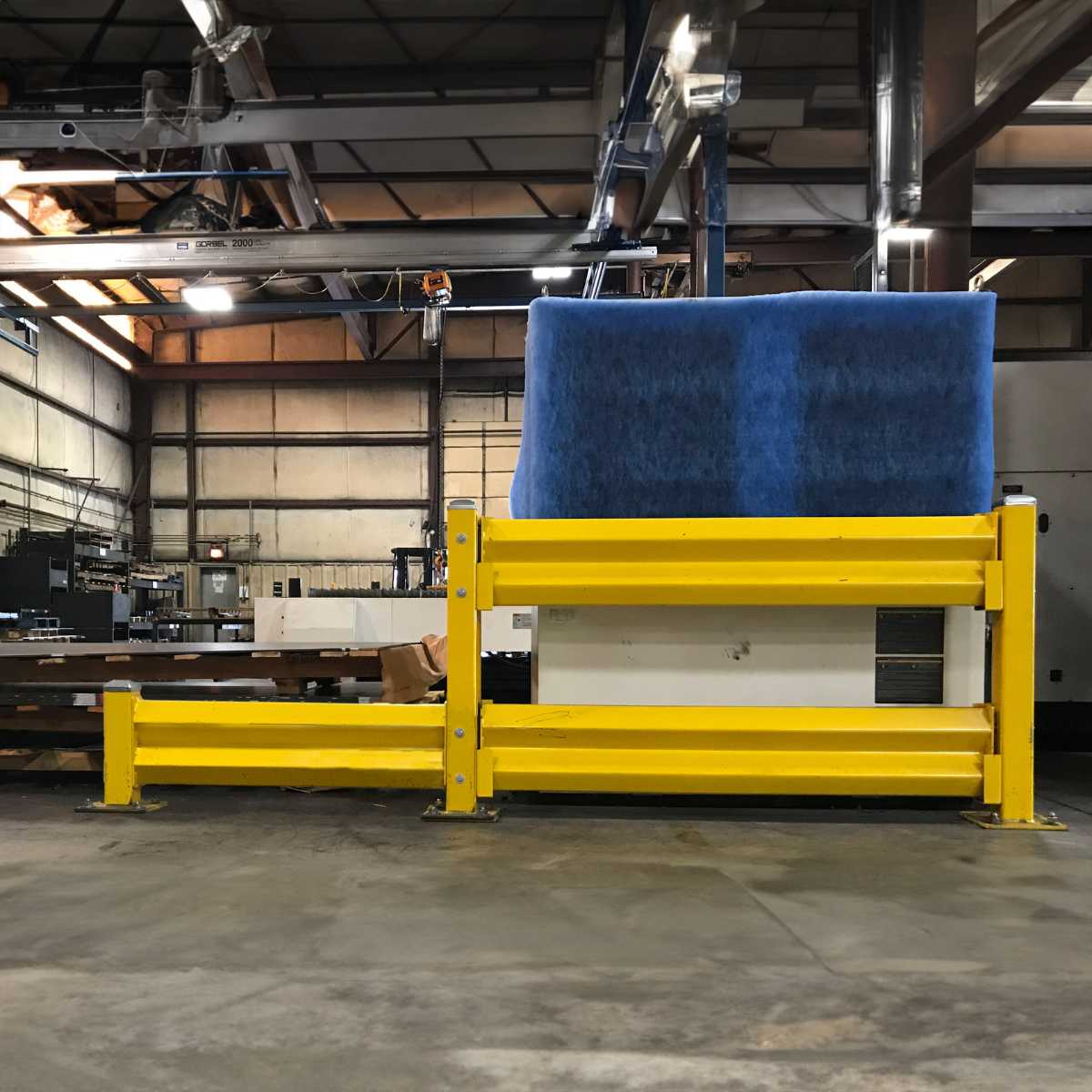 yellow single and double guardrail
